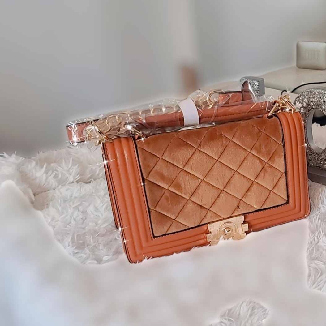 CALEESA VELVET HANDBAG - arriesfashions